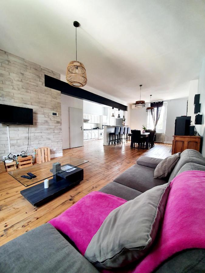 Appartement Spacieux, Wifi ,Cafe A Volonte Blaye-Les-Mines Eksteriør billede
