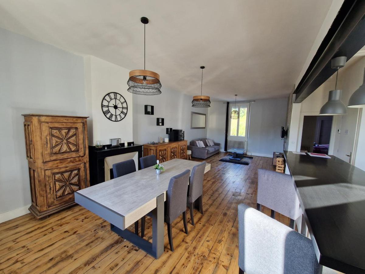 Appartement Spacieux, Wifi ,Cafe A Volonte Blaye-Les-Mines Eksteriør billede